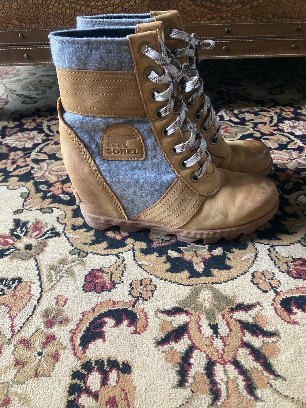 Sorel Women's Tan Leather and Gray Wool Lace-Up Wedge Boots
